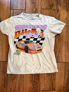 American classics Ricky Bobby graphic tee / women’s medium